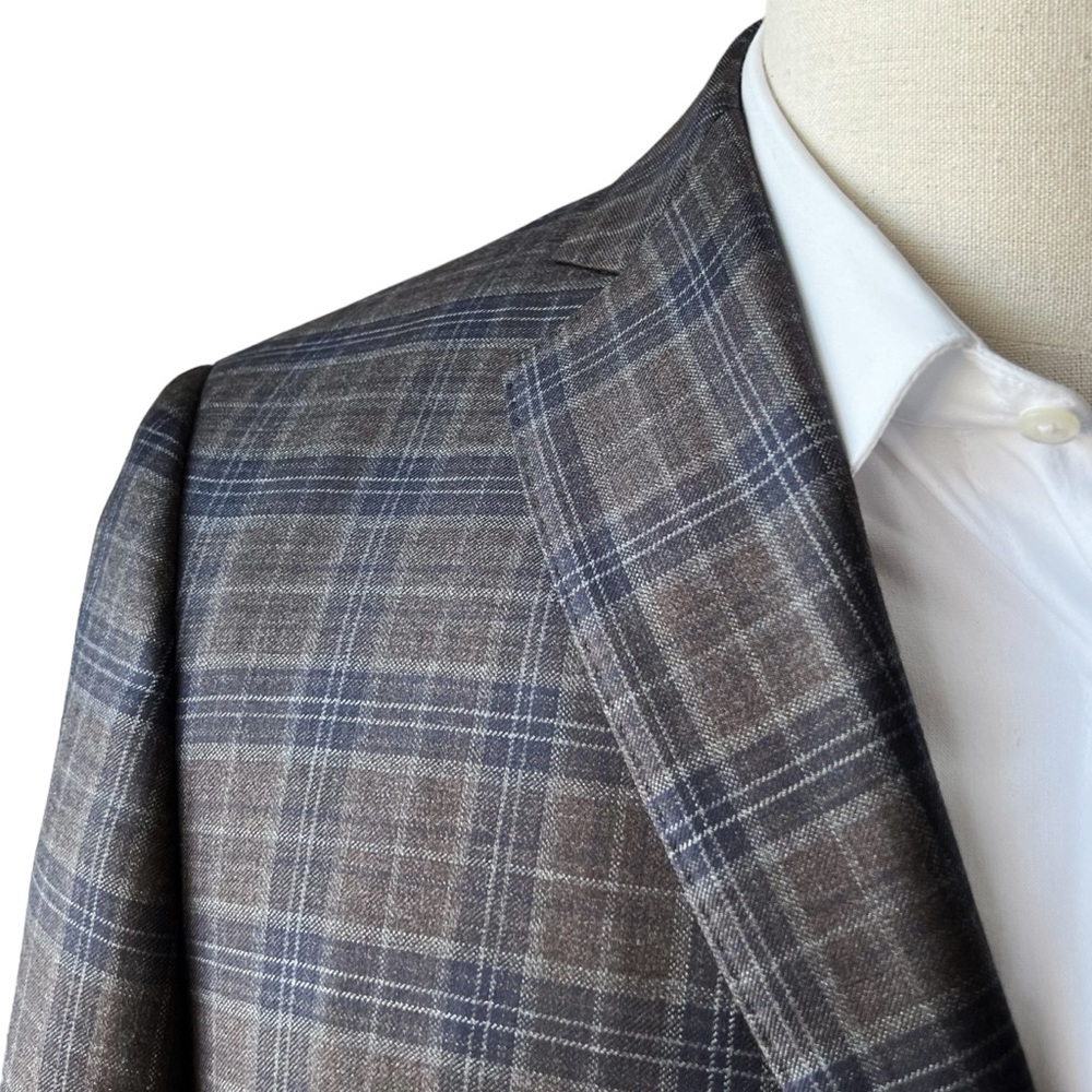 J Hilburn Dark Brown and Navy Blue Plaid Wool Sports Coat | 40